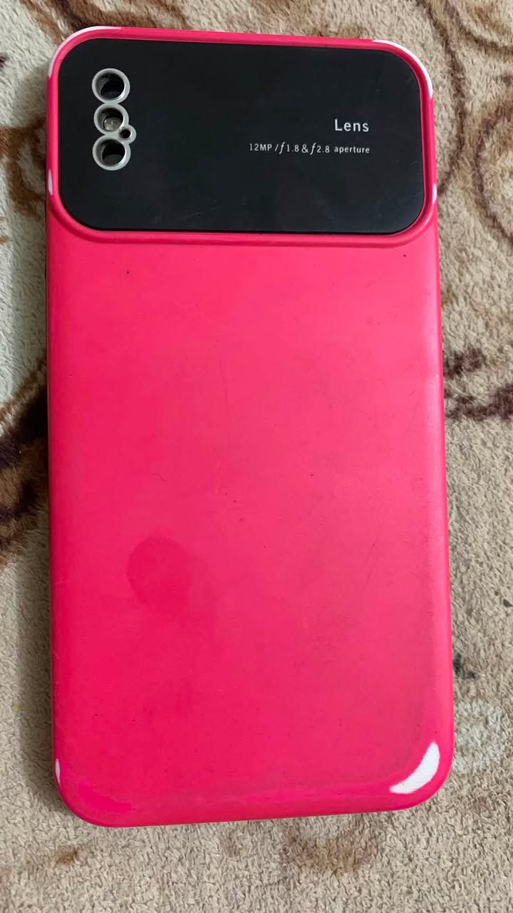 السلام عليكم ايفون xs max ذاكرة 256 بطارية 75 فيس ايدي يحتاج برمجة فقط الجهاز كلة شغال شاشة 3 خيارات سيم كارت شغال اتصال جهاز فول فقط البطارية مبدلة السعر 180 أو مراوس ايباد 9 مكاني بغداد الحسينية ***********
