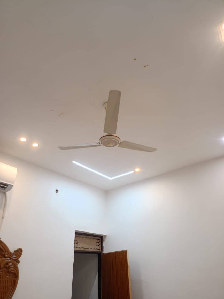 🛑للستفسار ***********🛑

🏠 دار للبيع في شط العرب شارع الصقر
🔺 قريب عل مدارس الصقر تعبر المدرسه الصقر 5 أفرع 
🔹 مساحه البيت 130 متر🔸 سعر لبيت 60وبي مجال 
للستفسار ***********

🔷البيت مابي اي انارة عادية كلة ديكور حتة الغرف والدوانية
