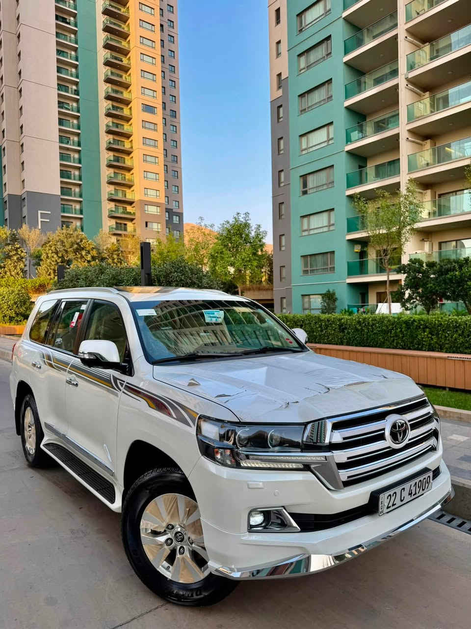 ‏Land cruiser GXR  2017  V6
‏ وايت ادشن اصلى
لاندكروزر ٢٠١٧  GXR
🔻ارخص سعر بكل العراق
‏‎ملاحظە : الاخوان رجائن بس بیع نقد بدون مراوس📌
أخت زيرو بل كارتون 📦📦
‏‎لاندکروزر 2017  وايت ادشن اصلى
‏‎💎محرک 6 سلندر 
‏‎⌛️ماشي 85,000 ألف
‏‎💎 بسمطين  +سماعة بيلادي +فرشات بيلادي مجوود 

‏‎💎 مكفولة كفالة عامة من الدعامية إلى الدعامية
‏‎ 💎 بدون صبخ .بدون بارد  ،بدون رصعات ،بدون حتى شخط
‏صبغ ،رمل مابي ، ..بقية كلها بشرط

‏‎🧬فول فول مواصفات
‏‎شاشة كبير لمس  حاسة رادارات
‏‎كاميرات 3 شاشات سيلاد فتحة سقف 
‏‎كشن جلد كشن كاراباي شحن موبایل  8 اريباك تبريد مركزية
‏‎بصمة تشغيل عن بعد باب جاك سلاجة ليد زينون 
‏  فورويل هوك
‏‎سيـارة عل نظافتها احسبها صفر زيرو

💎 تخم تاير دنلوب الاصلي

‏‎ 💎محرك كير بشرط مامفتوح
‏‎سيارة حيل نظيفة كلشي عل بلاد لوك
‏‎سنوية زنكة كلشي جديد مدفوع لـ2029
‏‎باسمي السنوية بشرط تحويل و خرامة 
‏‎سيارة مابيـها دينار مصرف كامل من كل نواحي

‏‎♻️نفسي يوم /تحويل و وكالة حاظر 
‏‎📍مكانك /داخل سليماني

‏‎💵 سعر 445$
‏‎☎️موبايل/ ***********
