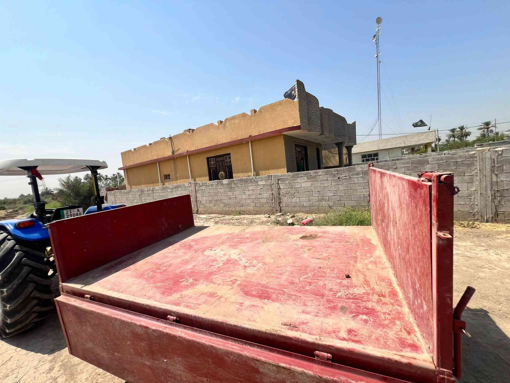 سلام عليكم عربانه للبيع شغل واحد على واحد مامحمله بعد جديده لاستفسار ‭***********‬
سعر 2750
مكان بغداد المدئن
