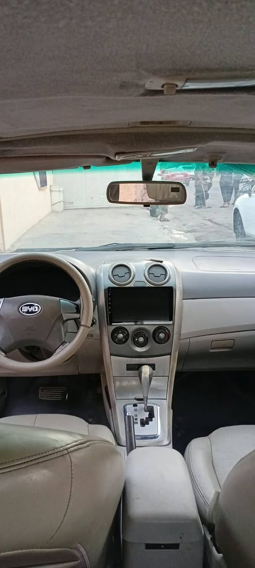 السلام عليكم بي واي دي مديل 2013 حداديه تخم تاير فيت بم كله جديد غرفتهه حلوه شاشه وسمعات سنويه ضايعه راعيه مو جود كشر شوف عين مكينخ كير خير من الله للبيع فقط بدون مراوس سعر 18 ورقه مكاني بغداد جميله ***********
