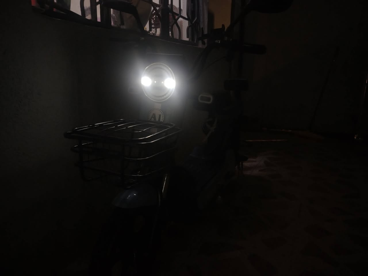 ماطور شحن شركة BENZحجم 14
✅ بيه شاحنه مبايل
✅ بلاتوث صوت عالي
✅ قفل مركزي وبيه مفتاح خاص لوه
✅ لايت ناصي وعالي
✅ هورن ماله عالي
السعر175وبيه مجال
رقم التلفون***********
