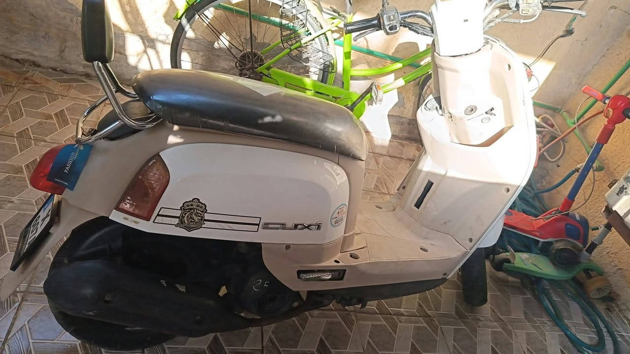 سلام عليكم دراجه بوليس للبيع السعر 550 دراجه تخبل أمات الله الاتصال ***********
