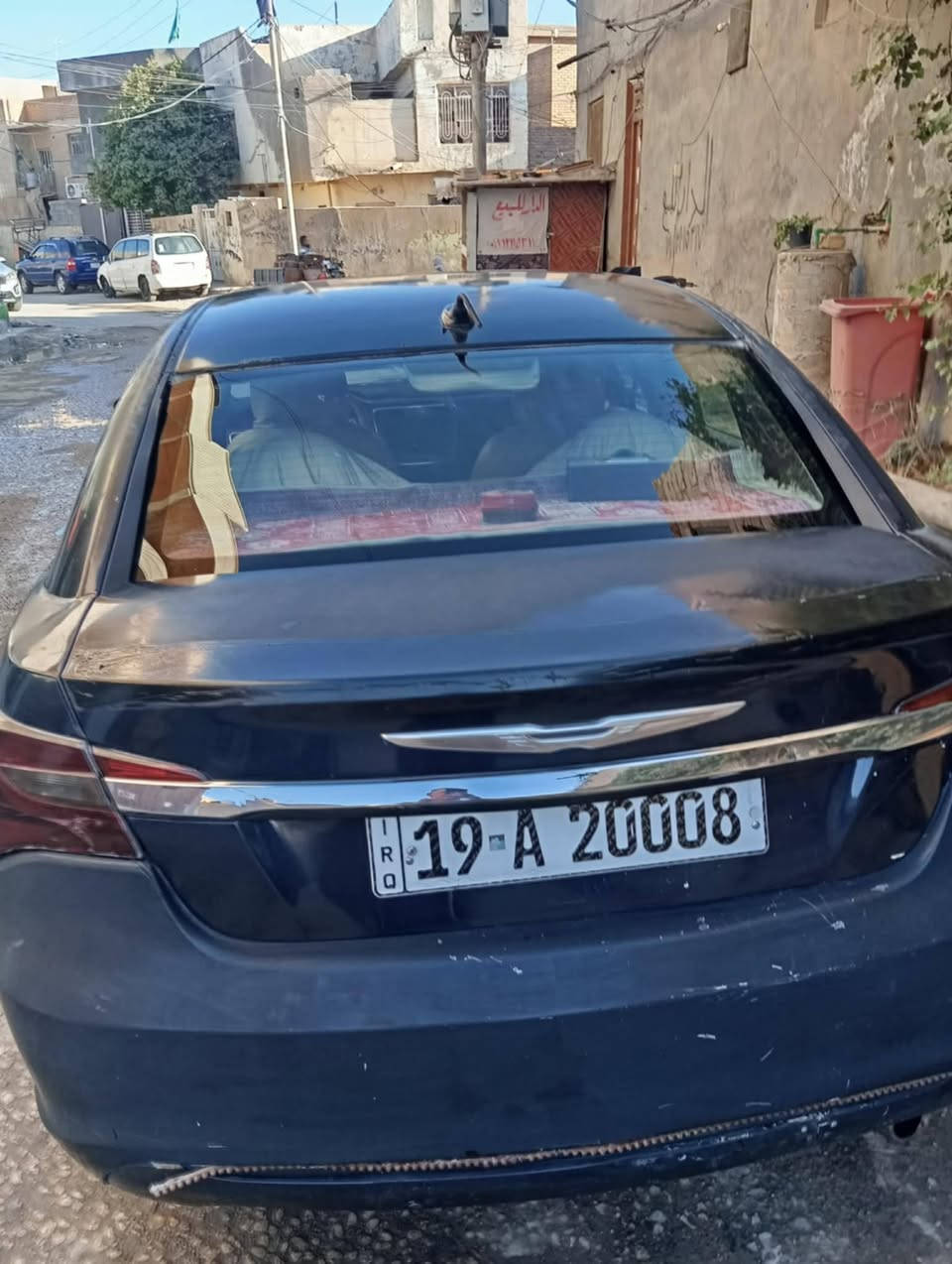 السلام عليكم سي ٢٠٠ موديل ٢٠١١ فول مواصفات عدى البصمة  ٤ سلندر سعر ٧٠ وبيها مجال ***********
