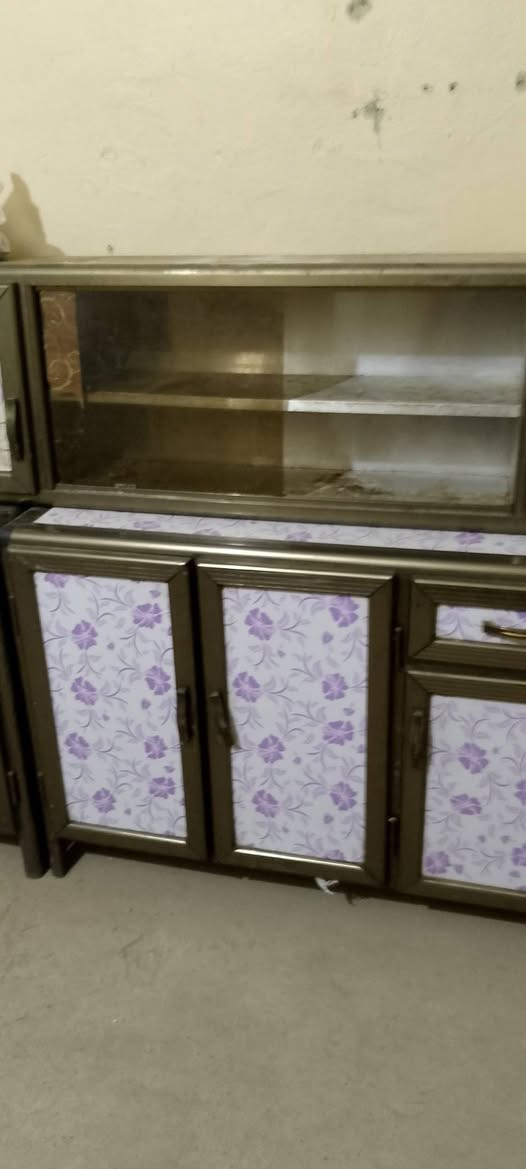 يسلام عليكم خوان غراض مال بيت البيع نضيفات كلش ما ناقصهن نضافه فول كل قطعه و سعره عنواني ديالى بعقوبه خابروني و تدللون ملاحضه ما متواجد عل فيس موجود واتساب و رصيد هاذ رقمي ***********
