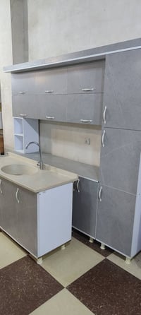 كونتر • مستعمل نضيف • حي الاسره