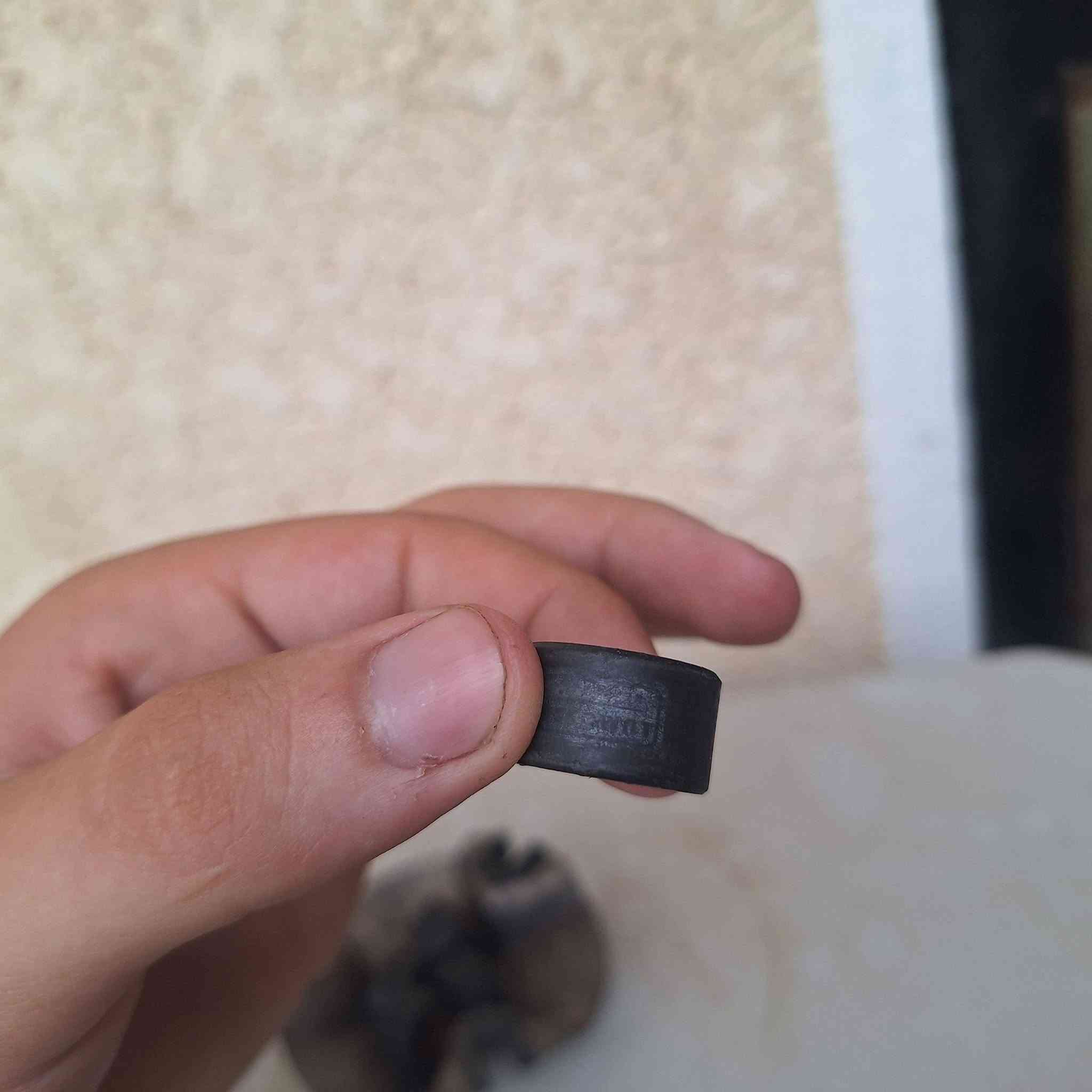 للبيع كلج يشك الكاع السعر ٤٥ تعال واتساب عنوان بغداد العطيفيه الرقم ***********
