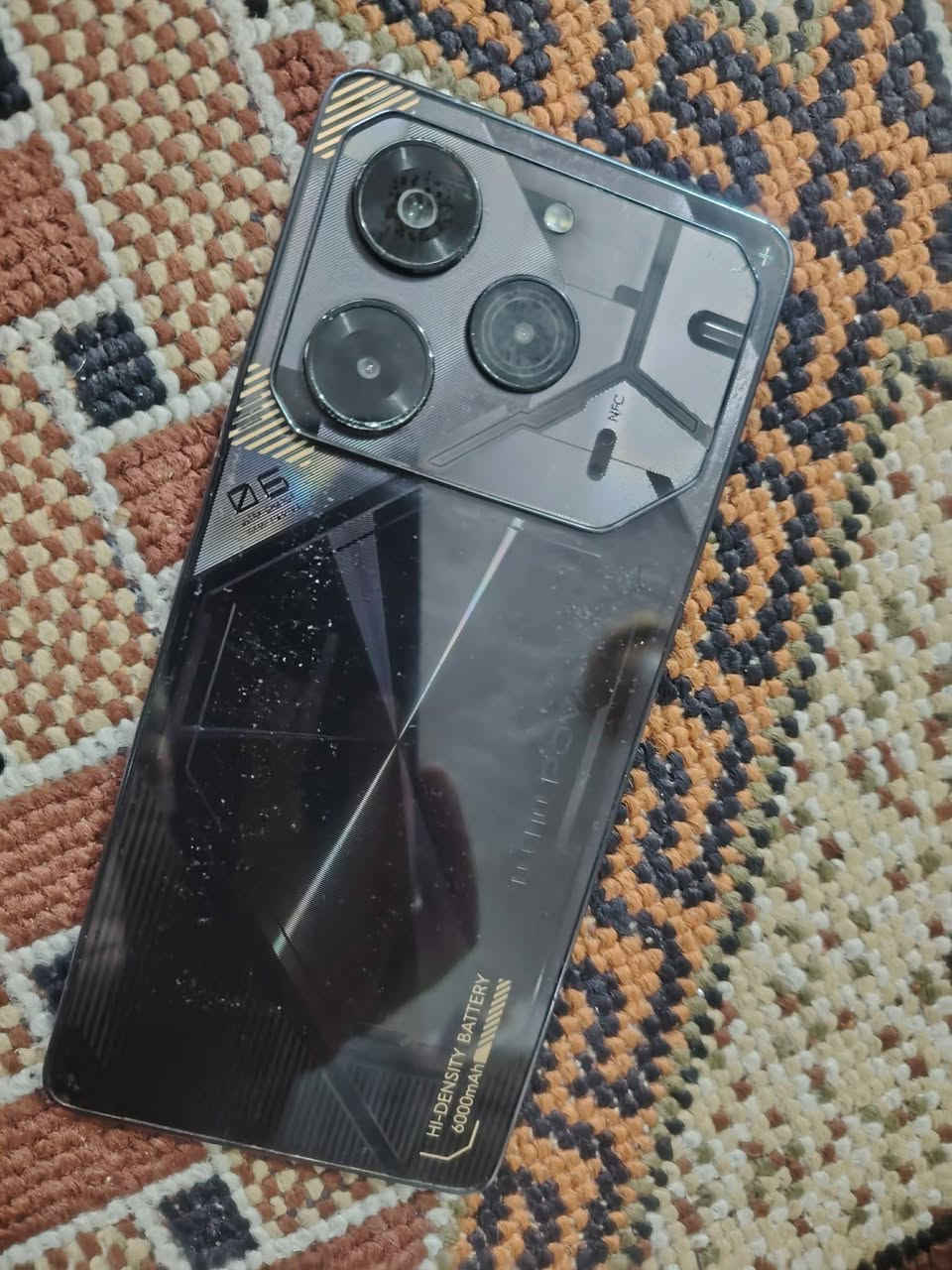 .
سلام عليكم تكنو بوفا 6 برو 5G ذاكرة 256 رام 12 شاشة 120 بصمة مدمجة بشاشة تيربو العاب صوت ستريو دبل سيم كارت كامرات 108 ميكا بطارية 6000 شحن سريع تايبسي 
ملاحظه(بس الفلاش ما يشتغل) 
الجهاز نظافتة 90/ 100 مامفتوح نهائيآ سعرة 135 الف قفل قفل قفل ***********
