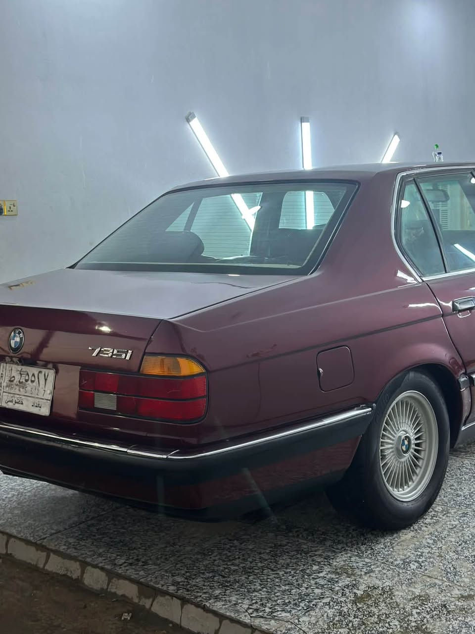 للبيع BMW  735 1991
رقم بغداد سنويه جديده
مكينه وكير جدد
حداديه كله جديه
تخم ويل وتاير وجديد مال حاويه
غرفه جديده
تبريد ثلج
كهربائيات كله شغاله 
سياره هستوه طالعة من الصباغ
جاهزه ما ناقصه شي 
مكاني ديوانيه
السعر 63 وبيه مجال
للاستفسار 
***********
***********
