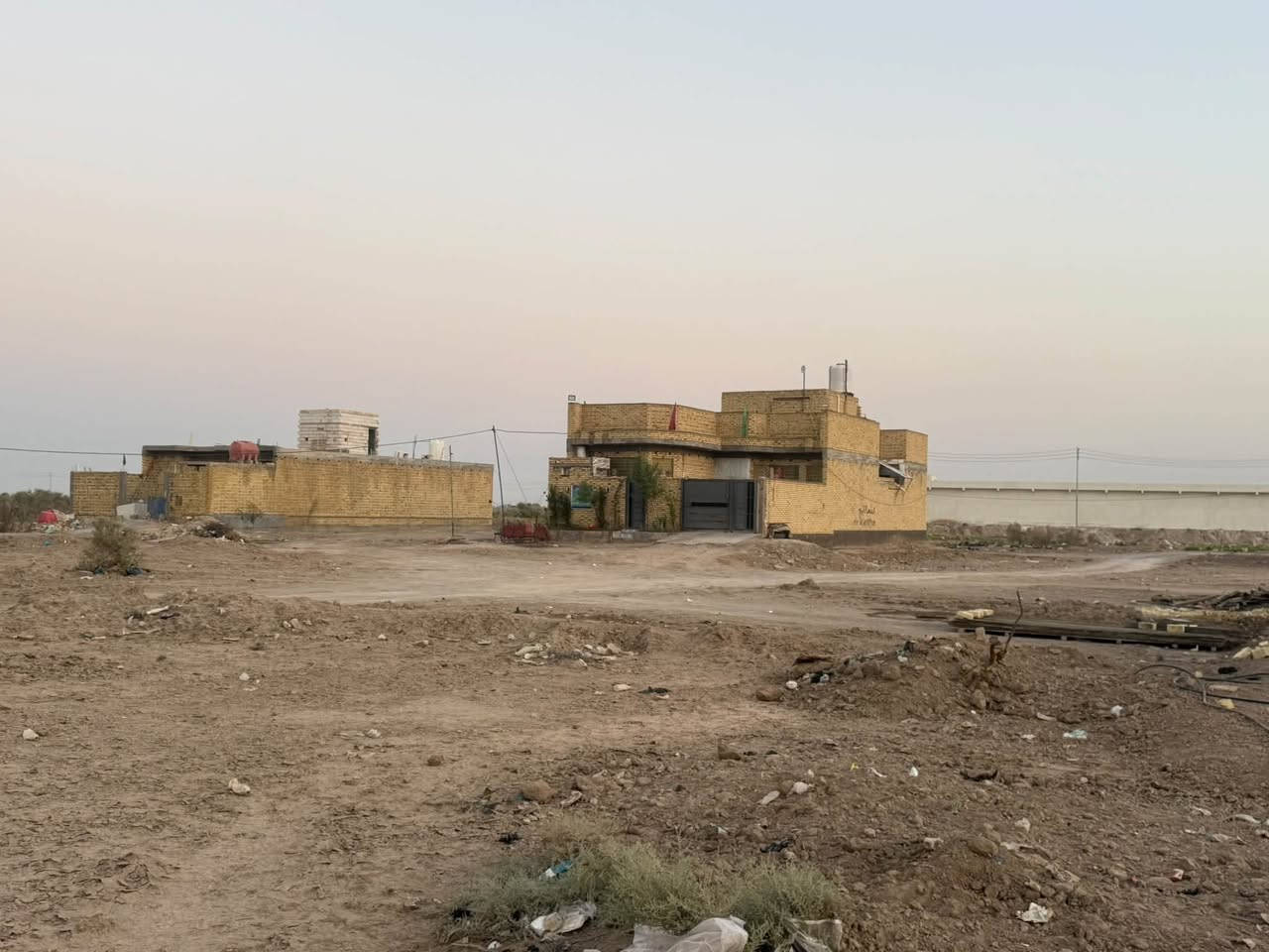 الغراف • ٢٥٠م • قطعة