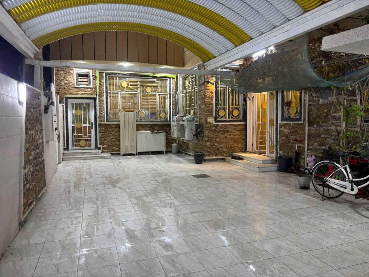 حي المعلمين • ٣٢٠م • مؤثث بالكامل