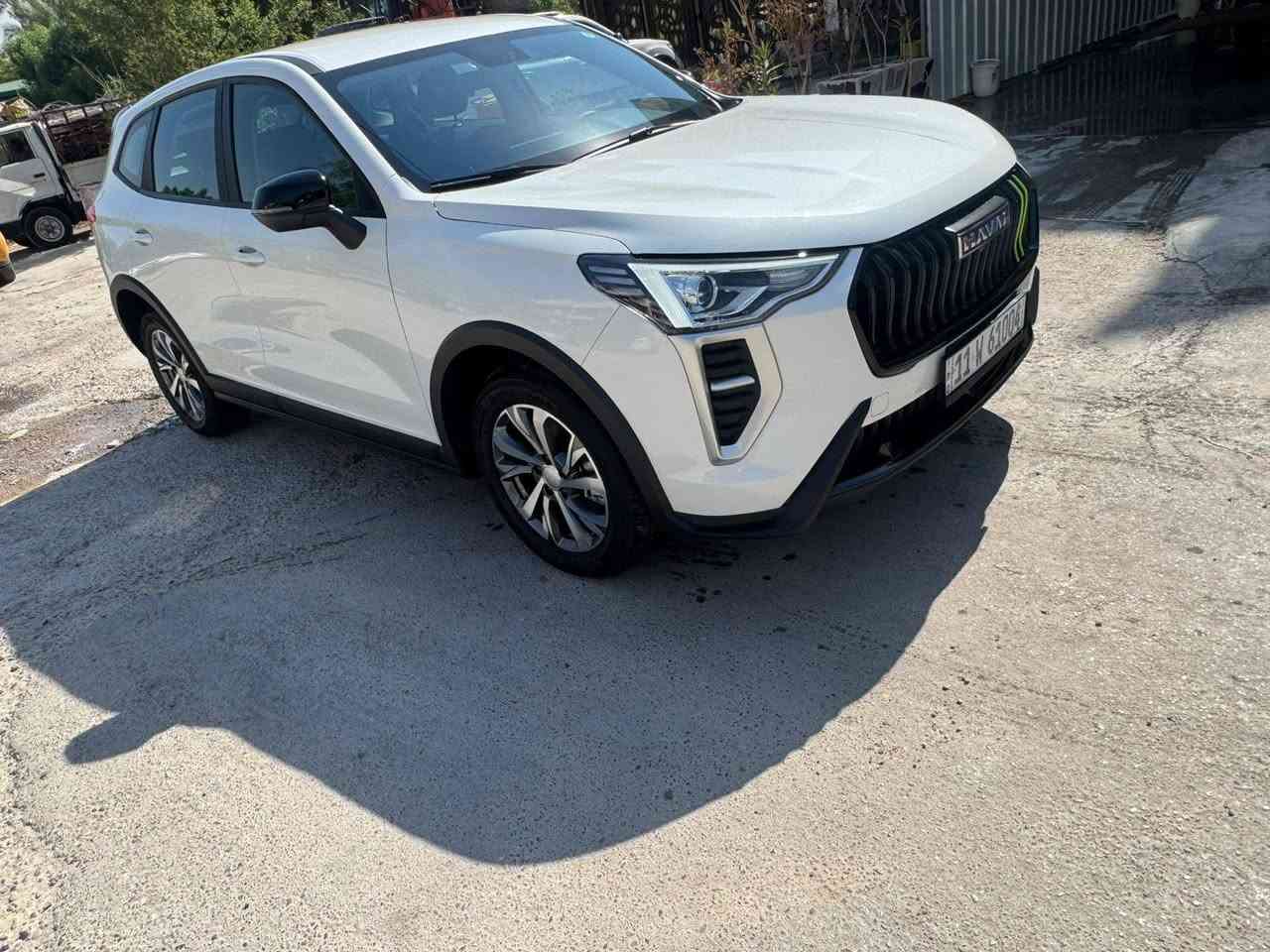 للبيع هافال جوليان 2026

🔹 المواصفات
* محرك 1.5 Turbo
* كير أوتوماتيك DCT 
* نص فول
* السيارة باسمي
* رقم بغداد إنكليزي
* السنوية سارية لغاية 2031
* شاشة 12.3 إنش
* Apple CarPlay & Android Auto
* بصمة تشغيل
* كاميرا خلفية
* حساسات خلفية
* رادار خلفي
* مثبت سرعة
* Auto Hold
* سايد بريك دكمة
* تحكم ستيرن
* تبريد قطعتين
* بالإضافة إلى باقي مواصفات هافال جوليان المعروفة
* مغلفه ppf كامل مع القمارة ضمان ١٠ سنوات على التغليف من شركه جيك اوتو كار في شارع فلسطين 
* مغلفة عازل حراري لكل الجام 

 الموقع: بغداد زيونه 
 للاستفسار: 
***********
***********

السياره بعدها زيرو تقريبا ماشيه 2500 ضمانها 10 سنوات وكالة نهج العراق النهضة
