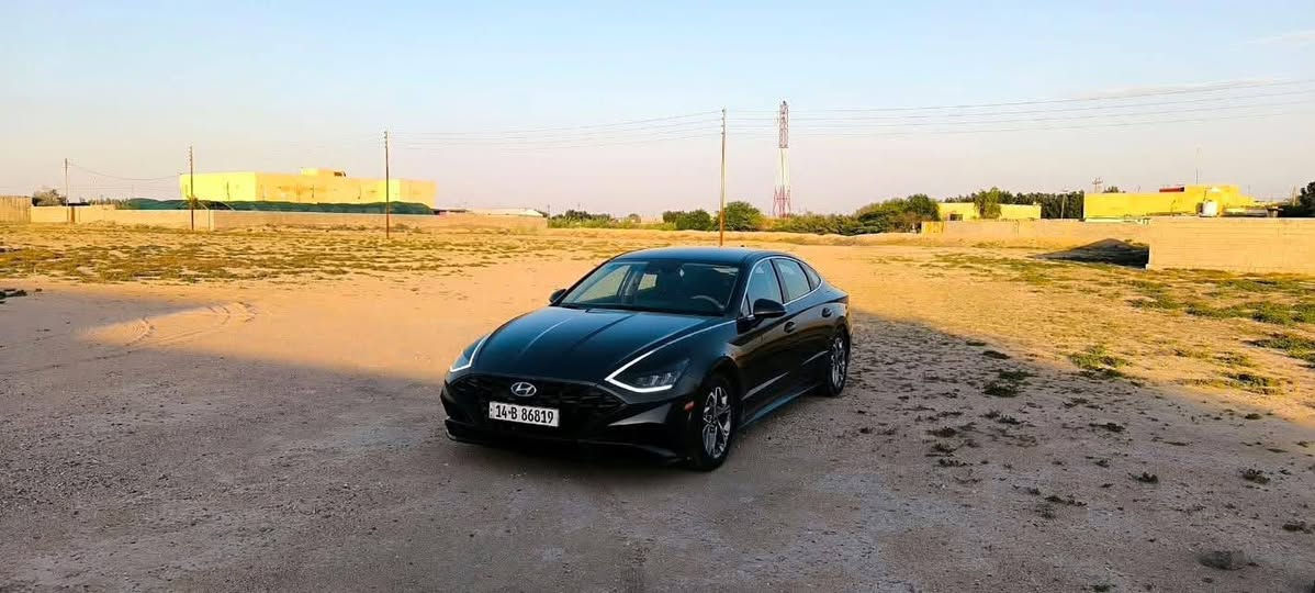 Hyundai Sonata🔥
هونداي سوناتا 

الموديل : 2023
العداد :46mi
اللون : رصاصي 
الفئة : sel
الحالة : وارد امريكي ضرر جانبي مثل ماموضح بصورة باب وجاملغ امبدلات تفصيخ بلاد بدون صبغ بدون دواخل 
الباقي كفالة شرط الفحص 
المواصفات :-
رادارات
منضومة صوت 
حساسات 
كراسي كهرباء 
وباقي المواصفات المعروفة 
رقم بصرة. معوقين 
سعر 140$
الموقع : ( البصرة /الزبير  ) 

التواصل : ***********
