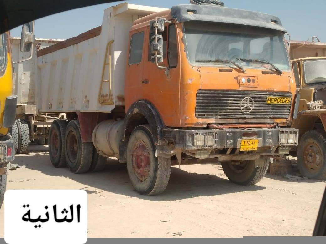 السلام عليكم ورحمة الله سيارتين للبيع
الأولى البي مديل 1974 قاطرة ومقطورة طويلة ومسويهه بترة 
شاصي غير مكفول 
مكينه عشرة لا تنقيص ولا تبخير 
كير 130 نضيف 
مجموعه نص جي اف 
بوربرين كبير 
رباط عدل 24
بدي دبل ونج ابو صجمة

الثانية البي مديل 1980 قاطرة ومقطورة راس مسويهه بترة
مكينة عشرة لا تنقيص ولا تبخير 
كير برميل 160 جي اف رباط اعوج 
بدي سوري مو نضيف
العنوان: النجف الاشرف 
للاستفسار: ***********
رجاءاً المو شراي لا يتصل

نص مكتوب في الصور:
- الأولى
- الثانية