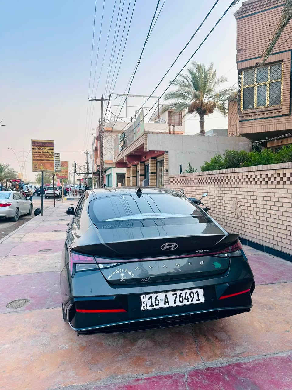 وارد كوري موديل2024
فول مواصفات عدا الفتحة كشنات جلد تبريد و تدفىء
كامرات360 حساسات امامية وخلفية رادار امامي سايد بريك بصمة اربع وضعيات قيادة شاشة متصل ديجتال عدسات امامية والخلفي ليد مدوشمها حتى يبقى الجلد جديد اذا تحب افتح الدوشمة وشوف شرط جدد اسويلك وكالة بشهر ال12تصير حرة باقي 3اشهر يعني السعر 125 والسونار مرفق بل صور البنيد مامصبوغ بس صار خربطة يم ابو السونار ال بنيد مكفول اما الباقي كدام عينك 
***********
