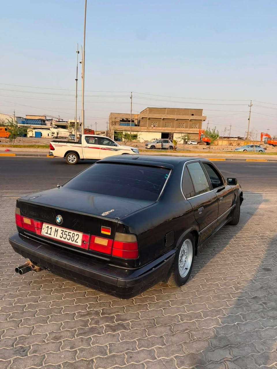 بي ام دبليو للبيع حجم 535 مكينه عدله سياره حلوه الكشر شوف العين رقم بغداد الجديد مكاني بصرة سعر 37 ورقة وبيها مجال جدا بسيط 
***********
