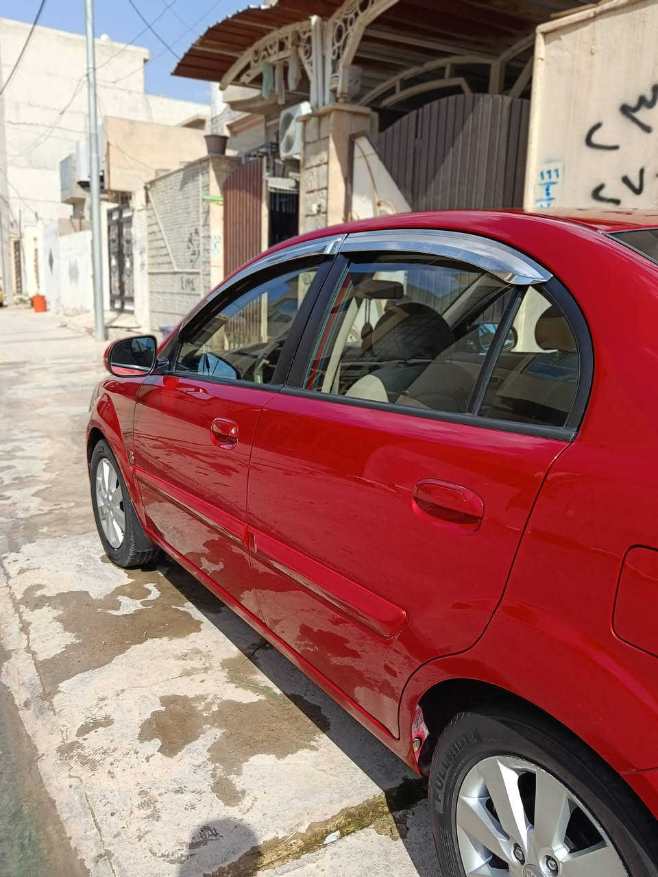 السلام عليكم
سياره للبيع نوع كيا ريو
موديل:2012📍
محرك:14📍
رقمها:اربيل📍
لونها:ماروني📍
سياره نضيف بيها بس طخه نضيفه بل جاملغ الوره📍
الرقم:*********** 📍
