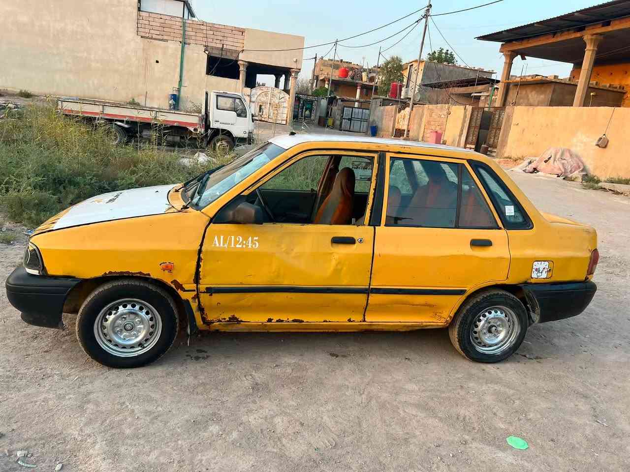 السلام عليكم سايبا مكينة وكير خير من الله والبدي شوف العين السعر ٨ اوراق 
مكاني البصرة أبي الخصيب 
الرقم: ***********
