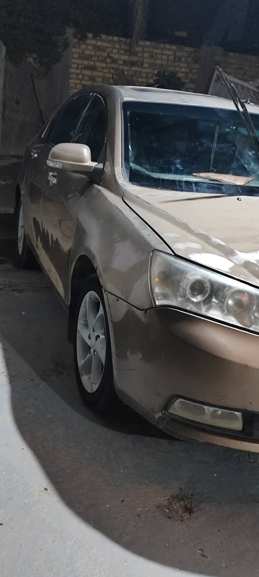 ام كراند C7 موديل 13 مصبوغه حزام
كير ومكينه محوره كورلا تبريد شغال  رقم مميز بصره تحويل بالبصره ثاني يوم 
السعر 53 وبيها مجال حك الجيه 
مكان السياره بابل سياحي 
***********
