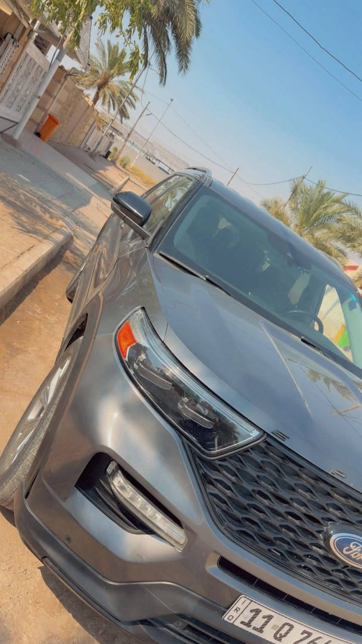 السلام عليكم
فورد اكسبلورر ٢٠٢٣ لمتد فول ماعده الفتحة

محركه ٢،٣ تيربو وموصفات اللمتدد معروفة

داخل سبع الوان كشنات تدفئه وتبريد خلفي وامامي

فور ويل السياره 

السياره حادثها بنيد وجاملغ امبدلات نفس اللون بس مرشوشات كلير  والحادث سطحي بدون شواصي ودواخل

سعرها 250$ وبيها مجال بسيط

***********
