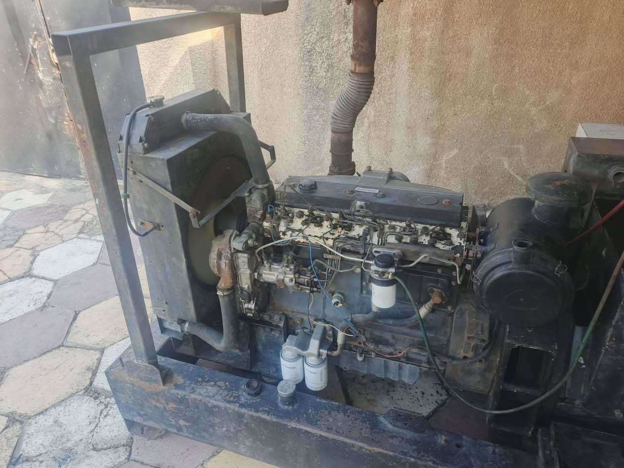 سلام عليكم للبيع بيركز نكليزي 110 كيفي سوبر جار على وضع شركه لا تبديل ولا مفتوح مكاني بغداد التاجي قرب جسر دوار *********** السعر 32ورقه بيع مستعجل
