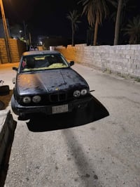 بي إم 525 • موديل ١٩٨٩ • رقم كركوك