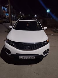 سورنتو فول مواصفات 2013 بدون ضرر محرك 4 سلندر السعر 160 - 07761617128