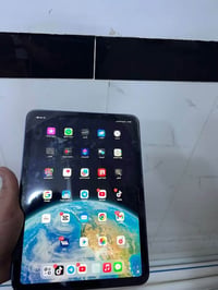 ايباد 10 • ٦٤ • النجف