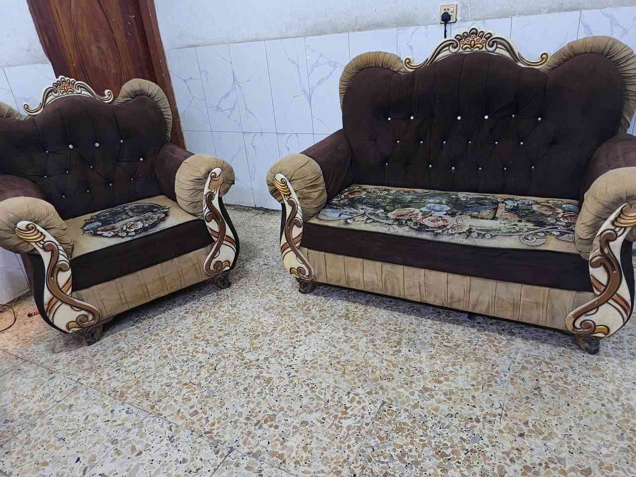 تخم ٧ مقاعد • نظيف • توصيل واتساب