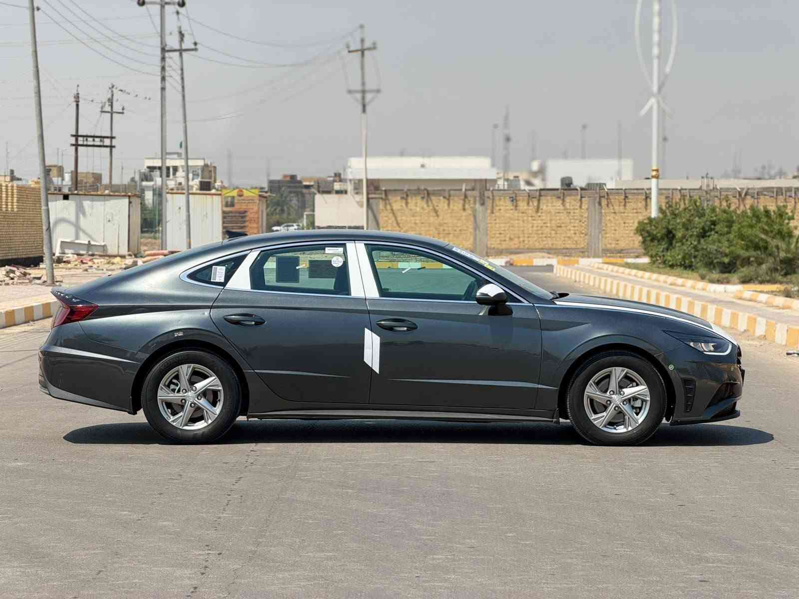 البيع سوناتا موديل 2023 وارد امريكي معوقين وكاله عامه اسوي بيه بنيد مبدل جاملق صبق ماشيه 24 الف حقيقي مكينه 2500 كفاله شرط موصفات تحكم استيرن شاشه كبيره كامره دوار يدات استيل حاجب ع لايت احله من الصورجاهز لاخير حداديه تخم تاير تبريد ثلج مكان السياره الناصريه مركز السعر 135 وبيه مجال *********** واتساب موجود
