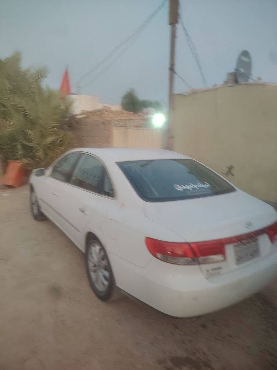 سلام عليكم سوناته ازيره مديل 2008 لبيع رقم ربيل راعيهه يريد مداور كير ومكينه جدد ماصارلي سبوعين من شديتهن بيه قطعتين صبغ فقط لبنيد و جاملغ امامي سياره حلوه جديدد مال جناي سعر 85 وبي مجال لشراي مكاني نجف مقابل القريه لغديرر.مكلف بل نشرر رقم صاحبهه ***********
