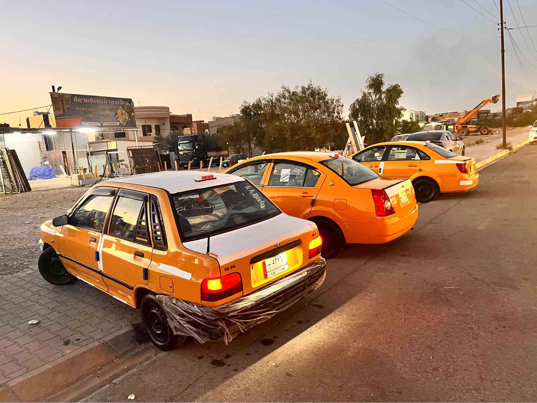 موديل 12 مشروع وطني وكاله تحويل
السعر 21 رقم بغداد
السياره بكركوك *********** دفتر بنزين كركوك, العراق
