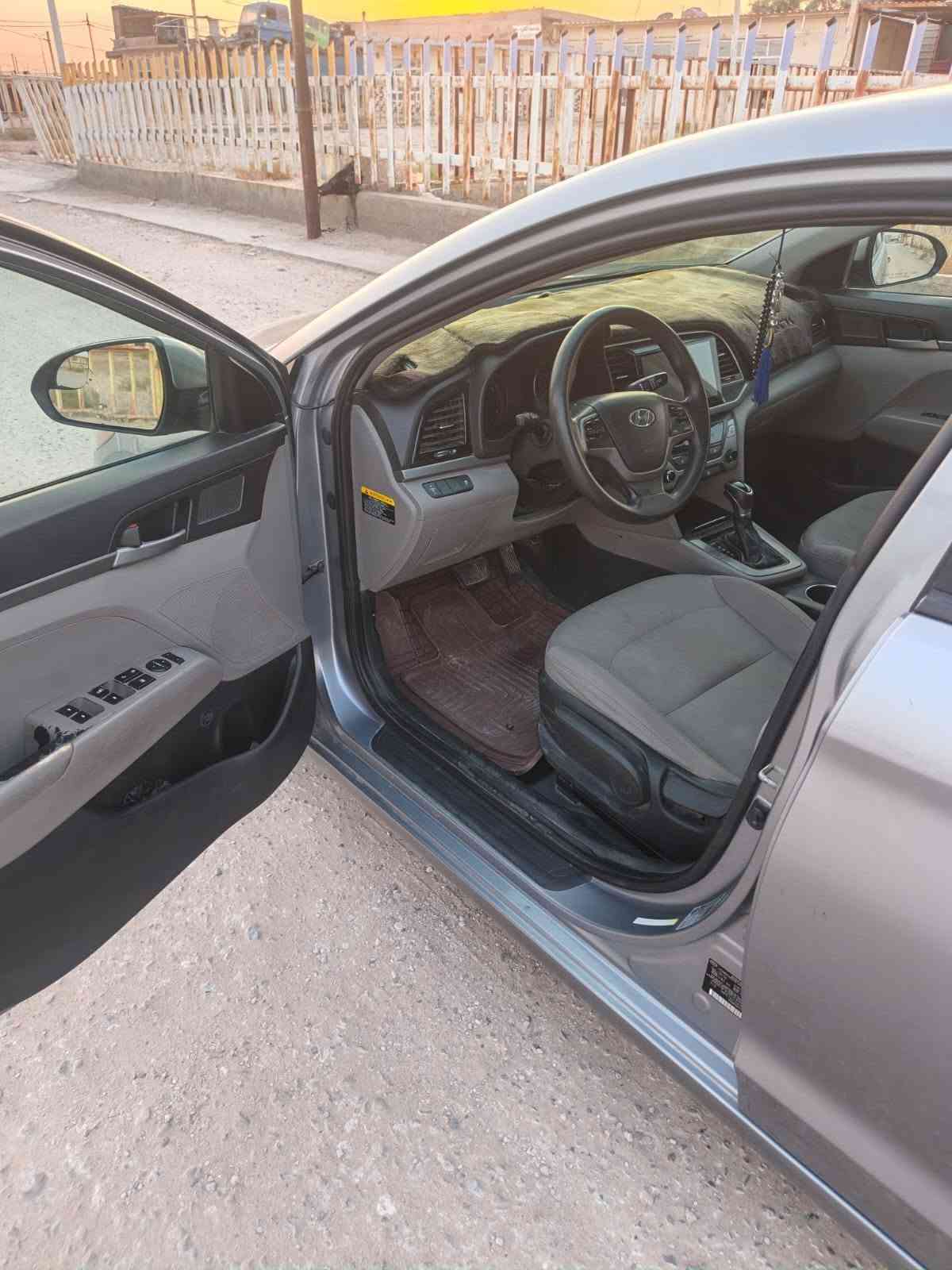 سلام عليكم سياره النترا موديل 17 سياره كفاله عامه جهازه اخر حبيه مكينه 2000 تريد مدور تريد وكاله حضر رقم اربيل ألماني مكان نجف سياره تخم تاير حداديه جهازه تبريد ثلج ي ستفسار على رقم *********** سعر 120 بيه مجال حك اجيه
