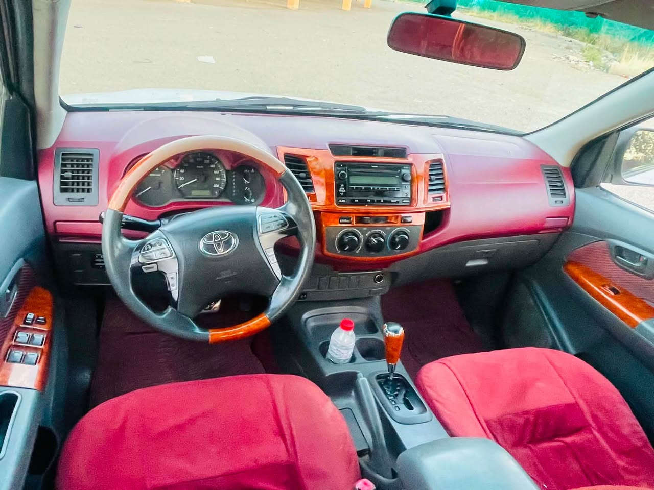تویتا مەرزیە گیرتوماتیک مودیل 2013 سەید نرهروی فول مواسەفات بتل abc ناوسور قولاب جام کارەبا ئاوینە کارە با ئاوینە ئیشارەت حەساس زوری تر سەنەوی رەقەم ژینگە نوییە تا 2030 تەحویل بەشەرت بەناو خومانە 
سەیارە کە کامل بویاخە سبوخ عامه پشتو پیشی کەپس شانسی بەشەرت بەس شتی بەسە قفی کەتوە  گیرو مەکینەی بەشەرتی دە فیتەر تەنها قە پاخی کراوەتەوە 
سحر ١٥٥ گەلاو مەجالیکی کەم  نامە مەنیرە وەلام نادریتەوە ژمارەی خاوەنی دانراوە
***********
*********** كويسينجاك, أربيل
