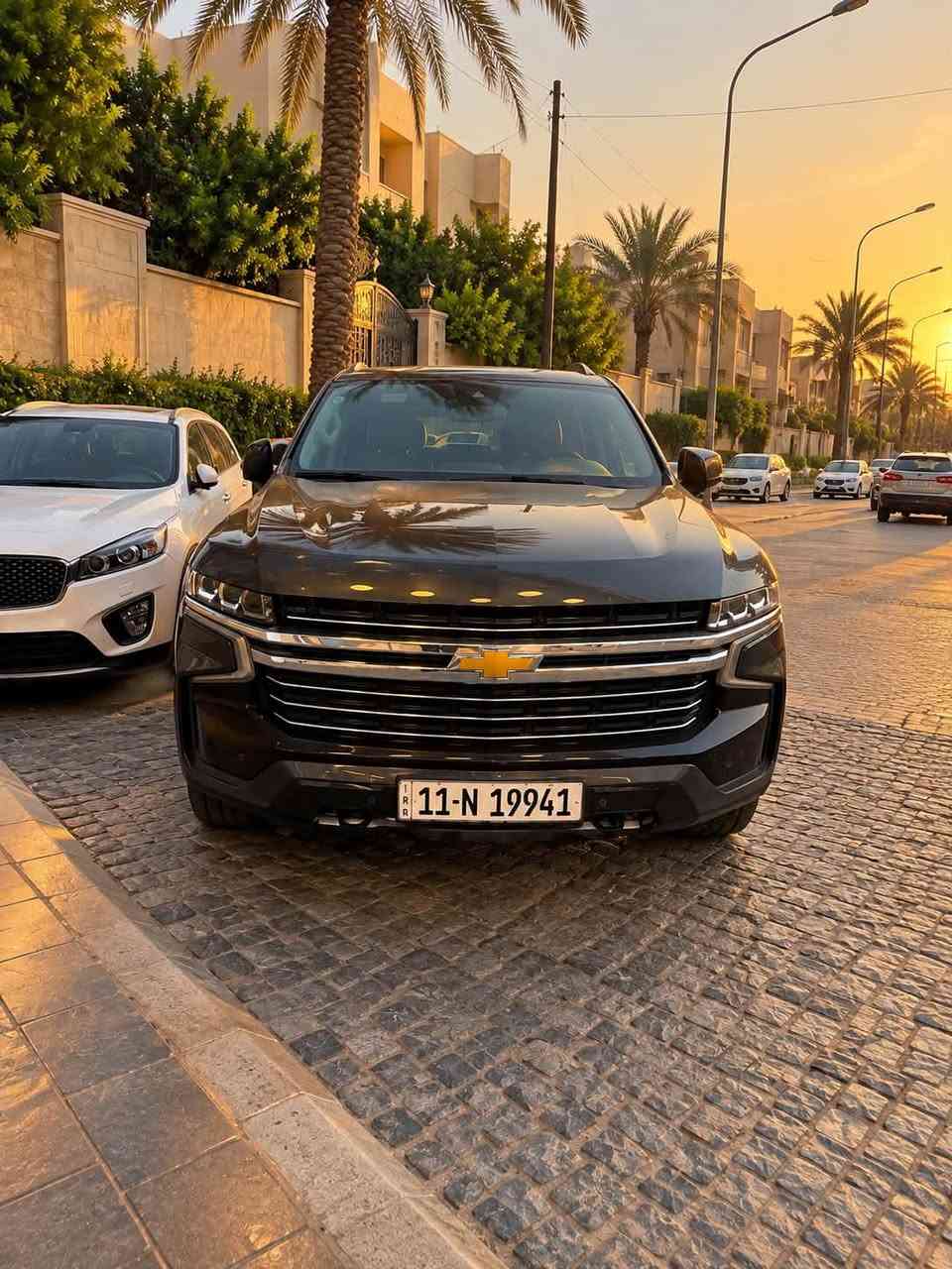 🚨 للبيع تاهو LT خليجي موديل 2021 🚨
🔹 وكالة المنصور
🔹 5.3 V8 – 355 حصان
🔹 ممشى 104,000 كم
🔹 فل كامل LT
🔹 سقف بانوراما
🔹 5 كاميرات
🔹 كشنات كهرباء جلد
🔹 تحديد مسار
🔹 حساسات أمامية وخلفية
🔹 رادارين أمامي وخلفي
🔹 ويل كب 20 إنج
🔹 تايرات جديدة مغلفة BBF
🔹 السيارة مغلف PPF
🔹 السيارة ما بيها أي نقص، جاهزة
🔹 باسمي، رقم بغداد، تحويل ثاني يوم

📍 الموقع: بغداد – المنصور – حي الجامعة

💰 السعر: 41,300$

للمهتمين والجادين، السيارة جاهزة للفحص والمعاينة.

*********** واتس اب

نص مكتوب في الصور:
- TAHOE LT
- وكالة المنصور - خليجية 2021
- مكينة 5.3L V8
- 355 حصان - 10 سرعات
- 5 كاميرات
- (أمامية - خلفية - جانبية)
- فتحة سقف بانوراما كاملة
- كشنات كهرباء
- (أمامية) مع ذاكرة
- داخل جلد فاخر
- تحديد مسار
- مساعد البقاء في المسار
- حساسات أمامية وخلفية
- ويل كاب 20 إنش
- تاير جديد مغلف BBF
- بغداد - المنصور
- حي الجامعة
- خليجية
- وكالة المنصور
- موديل
- 2021
- للاستفسار
- عمّان Amman Province
- بغداد المنصور - حي الجامعة السعر 41,300 دولار الممشى 104,000 كم رقم بغداد تحويل ثاني يوم السيارة باسمي الحالة السيارة ماكو بيها أي نقص جاهزة مواصفات خليجي - فل كامل (LT) مكينة V8 5.3L (355 حصان) قير أوؤوماتيك 10 سرعات 5 كاميرات (أمامية - خلفية - جانبية) سقف بانوراما كامل كراسي كهربائية (أمامية مع ذاكرة) مقاعد جلد فاخرة تحديد المسار مساعد البقاء في المسار رادرات عدد 2 (أمامي وخلفي) حساسات أمامية وحساسات خلفية حساسات النقطة العمياء (أمامية وخلفية) ويل كاب 20 إنج تاير جديد مغلف BBF قفش (قشن) مغلف بالكامل PPF شاشة كبيرة مع نظام ترفيهي حديث مكيف قوي ثلاث مناطق تشغيل عن بعد بصمة تشغيل ودخول ذكي منافذ USB / Type-C شحن لاسلكي مقود متعدد الوظائف إضاءة LED أمامية وخلفية مثبت سرعة دْتكيف مساعد الاصطدام الأمامي والفرملة التلقائية مراقبة ضغط الإطارات TPMS مساعد النزول والصعود في المنحدرات وكالة المنصور - خليجي سيارة نظيفة جداً - بدون أي نقص - جاهزة للشراء