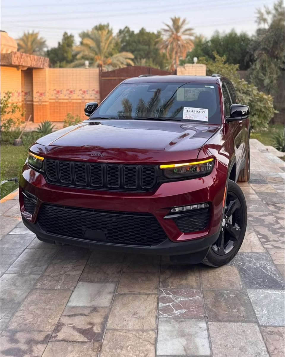 جراند شيروكي • ٢٠٢٤ • ٣.٦ بنزين