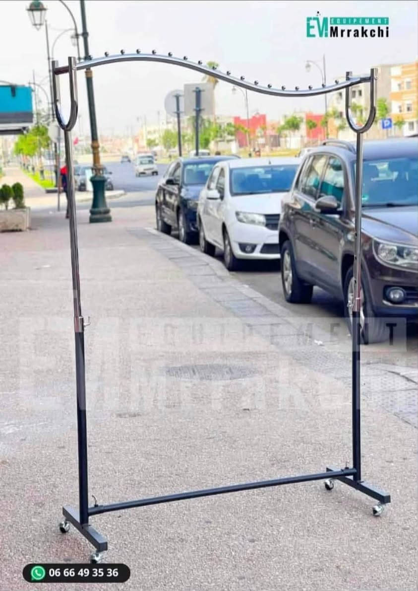 للبيع ديكور محل بحالة ممتازة ✨
فرصة مميزة لأصحاب المشاريع أو المقبلين على افتتاح محل جديد.

* مليكانات 3 اسود مثل الي بلصوره 
مليكانه تركي عدد 1 _ استعمال قليل

* استانات عدد 3 

*ديكور + مساطر 

*تعاليك نايلون + خشبي عدد 200

للاستفسار والتفاصيل، راسلني على الخاص.

***********

بالتوفيق للجميع 

الديوانيـه  .
