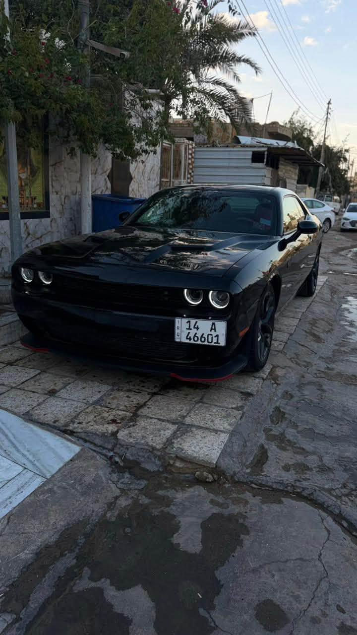 جالنجر 2018  SXT V6 بيع مستعجل بسعر مناسب مكينة كير حدادية تبريد سيارة جاهزة من كل النواحي وكل التفاصيل والسونار موجودة بالصور غير متواجد على الخاص للاستفسار الاتصال  او مراسلة واتساب *********** مكاني العمارة ميسان
