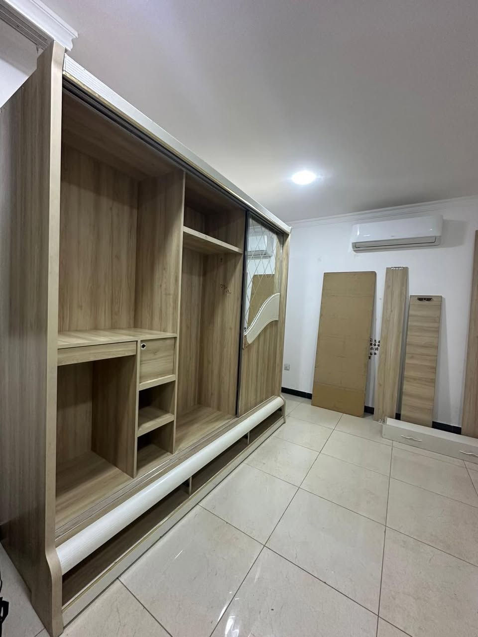 جانب من أعمالنا في تركيب وصيانة الأثاث التركي ببغداد ( كرخ و رصافة )
خدماتنا شاملة متخصصون في 📐
فك ،، نقل ،، تركيب الغرف والاثاث 
صيانة عامة وفورية 
كادر احترافي 
اسعار مناسبة 
دقة في العمل - سرعة في الانجاز 
 #العمل #الانجاز
