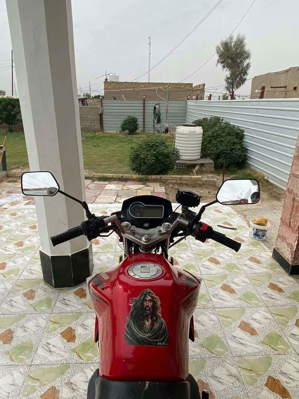 دايون • البطح الخفاش • ٢٠٠