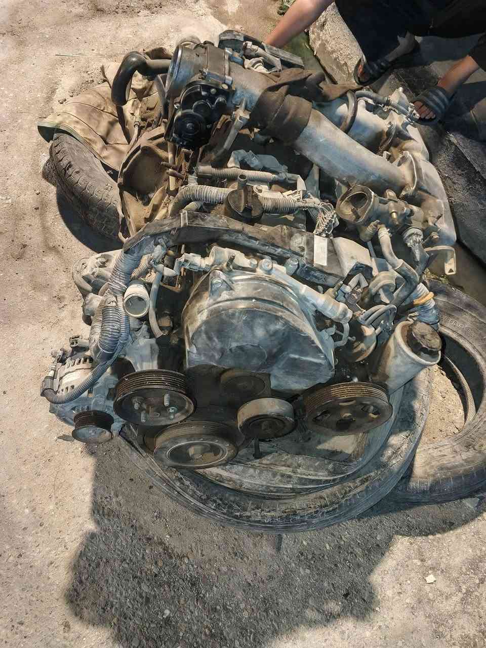 سلام عليكم مكينه جنون للبيع D4 صغير لتفاصيل رقم تصل ***********
