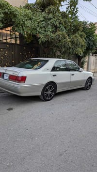كامري • ٤ ايربگ • ريموت ٣ أزرار