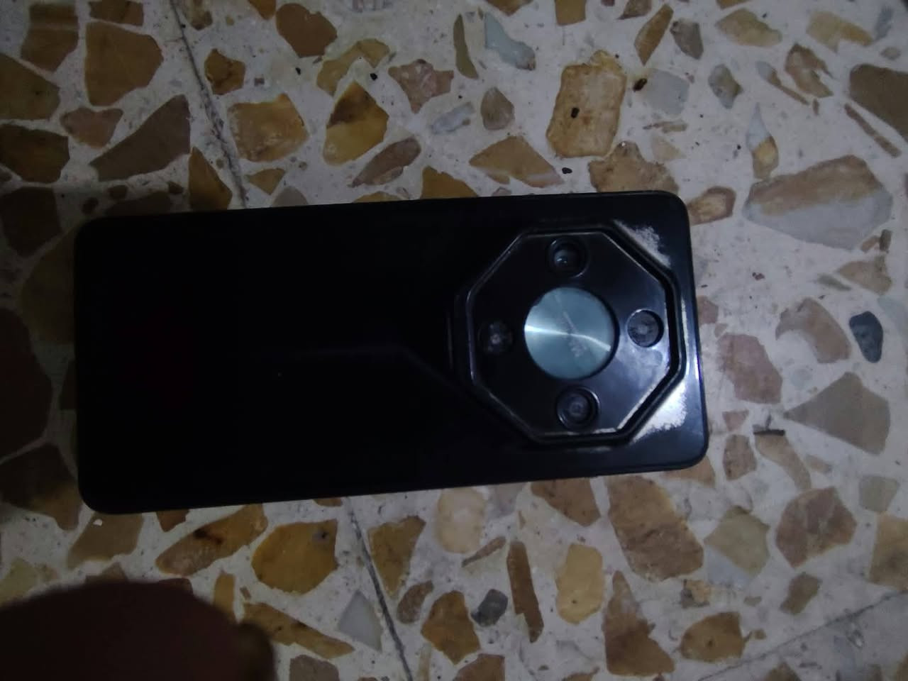 سلام عليكم
        HONOR X9b
هونر إكس 9 بي
ذاكرته 256
بي فطر بالجام مال كامره َا مأثر لا ع الكامره ولا ع الفلاش ولا ع شي
مبدل شاشه أصليه الله شاهده ورسوله ب 90
 الجهاز يخبل السرعه والسلاسه البي كلش حلوه
وتصويره يخبل
بس محتاج فلوسه
رايده ب 200
الميعرف اسعارهن لكيلي هواي فدوه اروحلكم
الشرايك يتفضل خاص وهذه رقمي ***********
