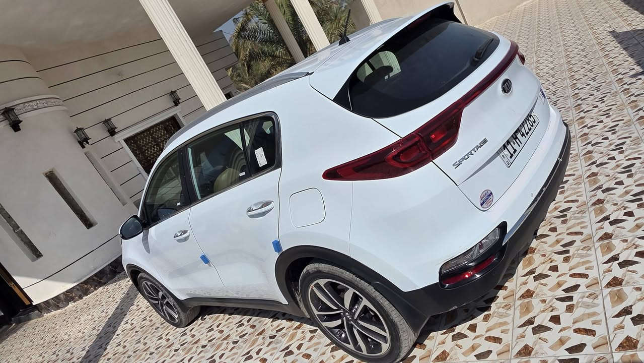 سبورتج خليجي موديل 2019
مكفوله من الصبغ محرك كير ع شركه 
رقم بغداد بأسمي 
السياره بيهه جاملغ مبدل بلادي بدون داخل 
السعر 169 مكان السياره بغداد اليوسفيه 
***********
