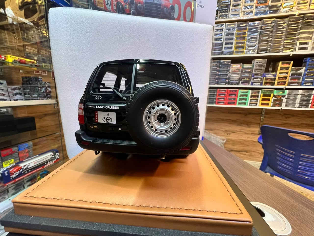 نموذج جديد وأصدار خص نص
أنتاج محدود وصنع خاص
تيوتا لاندكروزر.   Toyota Land Cruiser 1998
القطع معدوده ومرقما ترقيم 
نموذج بمقياس 1/18 لون أسود
للحجز التواصل على العنوان والارقام التاليه

بغداد/ الصالحيه مقابل الخطوط الجويه العراقيه /مجاور مطعم اليث/محل عالم النماذج المصغره/***********
