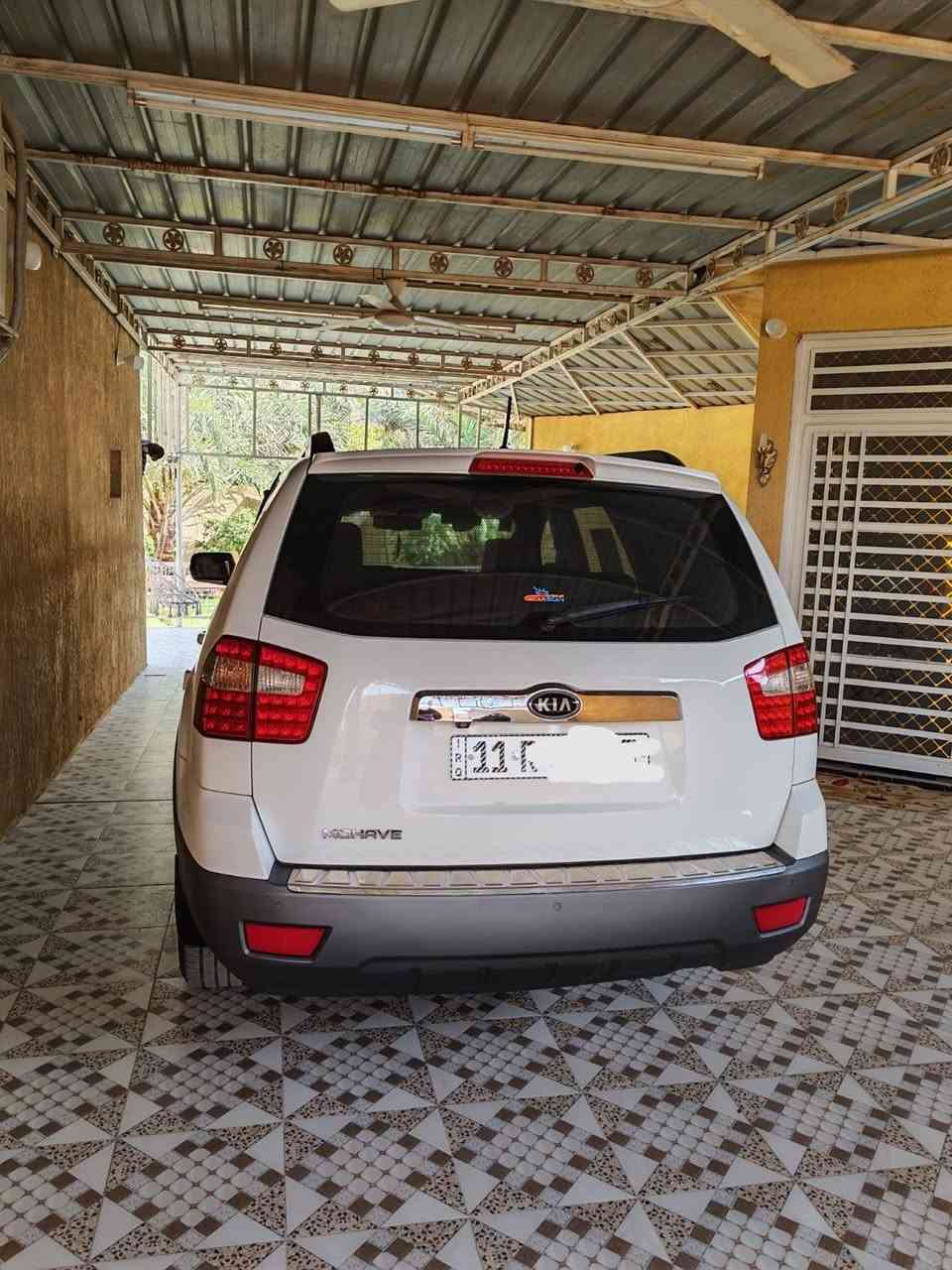 سلام عليكم كيا مهافي موديل 2014 نص فول  خليجي كفاله عامه من الصبغ التبديل والفتح رقم بغداد دولي بسمي هزه وسنويه جديده مكينه وكير وصدر وتبريد وتدفئه وتخم تاير كله جديد منظومة زنون اصلي السعر 154 وبيه مجال لشراي العنوان ديالى للتواصل ***********(  ملاحظة المحرك مفتوح كازكت غراض اصلي شركة) السياره جديده وجاهز من كل النواحي مال بيت متصرف عليه الف دينار

نص مكتوب في الصور:
- نخلي كامل مسؤوليتنا بعد تسليم التقرير لزبون
