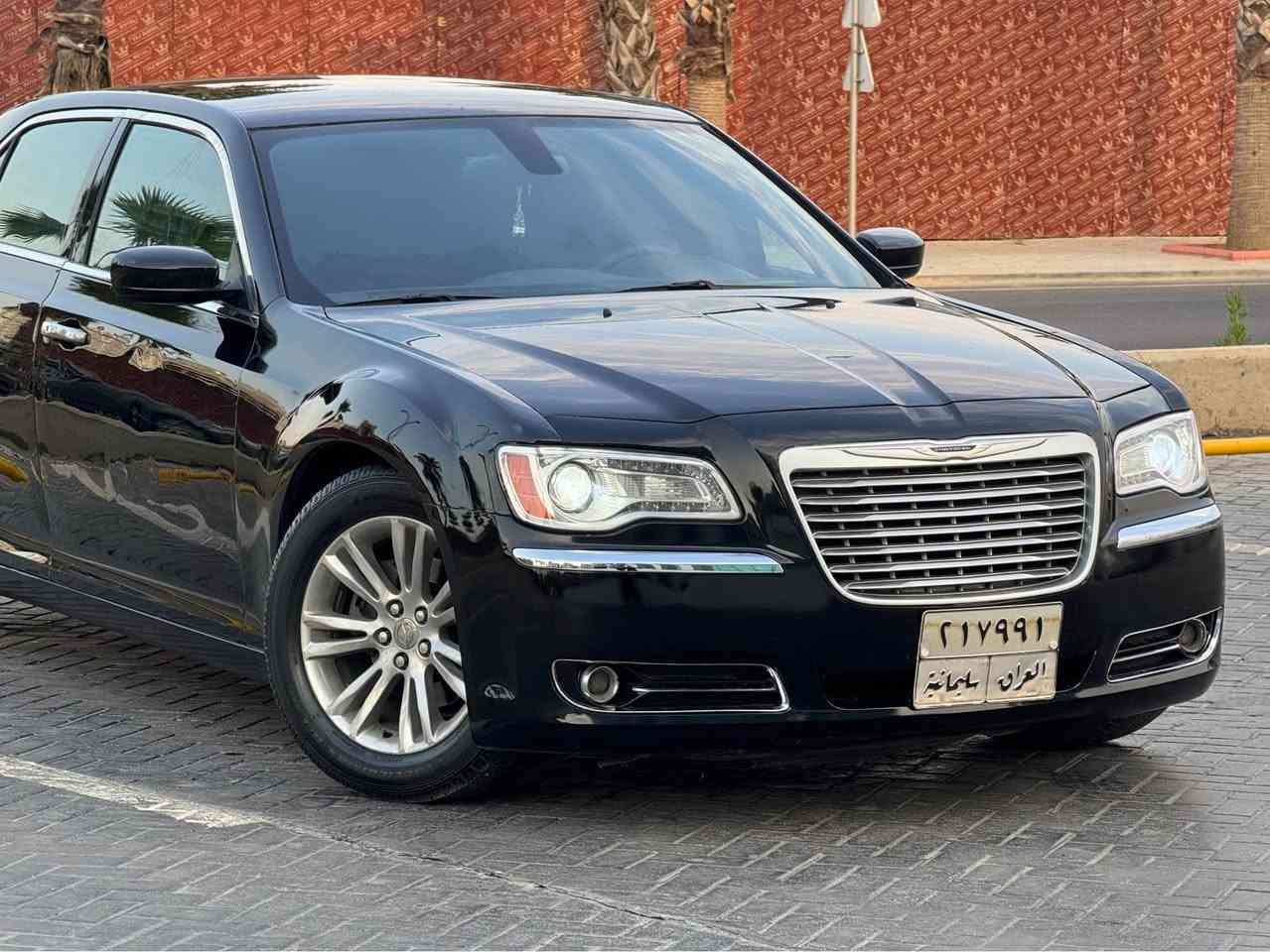 كرايسلر اوباما موديل ٢٠١٢ 
فول مواصفات ماعدة فتحة 
مواصفات خليجية سيارة 
شاشة كبير بصمة تبريد مركزي
كير محرك شرت مامفتوح 
٦ سلندر محرک ١٠٠٪١٠٠
سيارة جاملغ سكن صبغ و شبر جاملغ خلفي بدون دواخل بدون ايرباك 
بجم خلف كبس 
٢ تعديل بارد شوية 
سيارة جاهيزة رقم سليمانية رقم قديم 
تحويل وكالة شرت 
٢٠٠ الف غرامة نزل سعر 
مكان اربيل 
رقم موبايل:*********** 
عندي فايبر او واتساب 
سعر:١٤٣ مجال قليل 

سلام علیک
ئۆباما مۆدیل ٢٠١٢ 
پینج مواسفاتی خەلیجی 
بەسمە شاشە گەورە 
مرکزی شغال ئاوینە هیتەر 
 بۆیاخ چاملخی سەکن بۆیاخە 
چامخلی دواوەش بستیک سەر تایە بۆیاخە 
٢ جێش تحدیلە لەدەرگای سەکن 
بێ لێدران بئ ئیرباگ 
بەشەرت
رەقەم سلیمانیە 
تحویل وکالە بەشەرت 
٢٠٠ هەزار غرامەیی لەسەرە 
دوای محامەلە دەگەرینمەوە 
شەش پستنە 
مەکینەو گیر بەشەرت 
نەکرایتەوە 
لەهەولێرە سەیارەکە
ژمارە مۆبایل :*********** 
ڤایبەرو واتساپی لەسەرە 
نرخی:١٤٣ مەجالیکی برایانە هەرزانترین سعری بازاڕە أربيل, العراق
