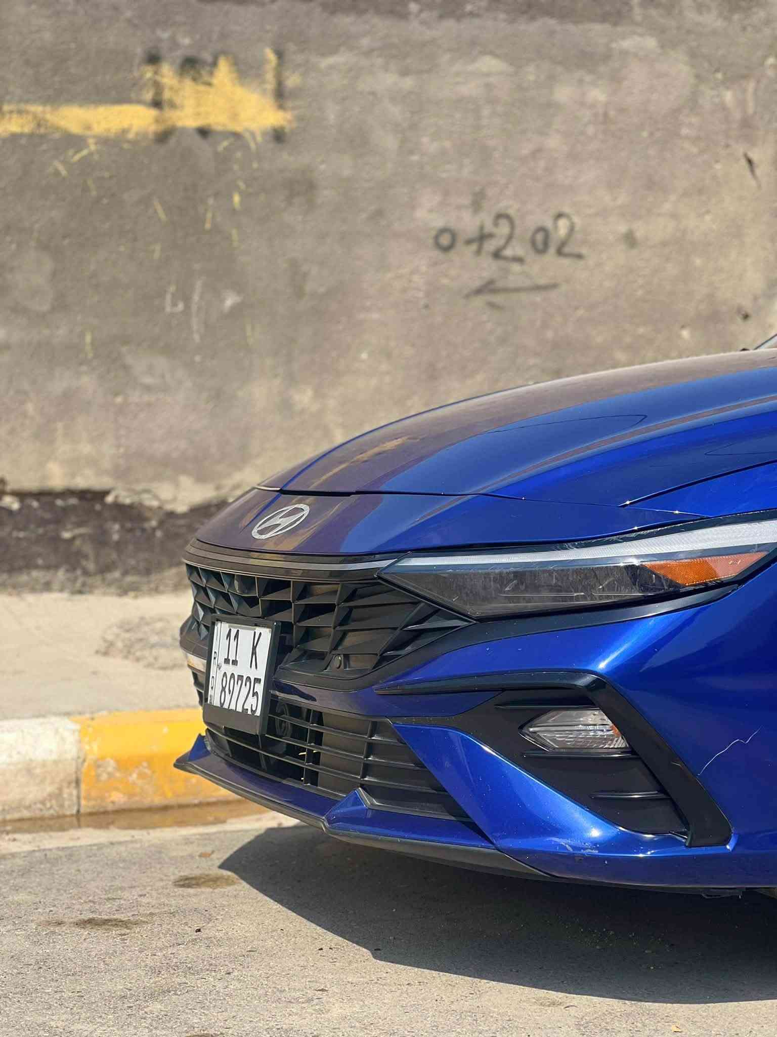 🚘🔥 للبيع هيونداي إلنترا  SEL SPORT
النترا 2024  أمريكي | رقم بغداد 
هزة جديدة – ترقيم جديد
ضررها / جاملغ وبنيد وباب الصدر بي بارد كلشي واضح بلسونار 
📋  تحويل أو وكالة حسب الرغبة
🔹 المواصفات :
2000 دوش محرك 
• بصمة تشغيل
• بصمة أبواب
• تشغيل عن بُعد
• رادار أمامي
• رادار جانبي
• تحديد المسار
شحن مبايل واير ليس
• قيادة آلية
• جنطة ذكية
• Drive Mode
• محرك 2000 DOHC
• ويل عادي حجم 16 
• فول تحكم ستيرن
• شاشة كبيرة
• كامرة دوارة
• Auto Brake
• LED أمامي
• لايت عدسات
• ABS
📍 الموقع: واسط / الصويره 
📞 للتواصل والاستفسار:
***********/***********   واتساب او الاتصال
السعر  138ورقة

نص مكتوب في الصور:
- PLC auction