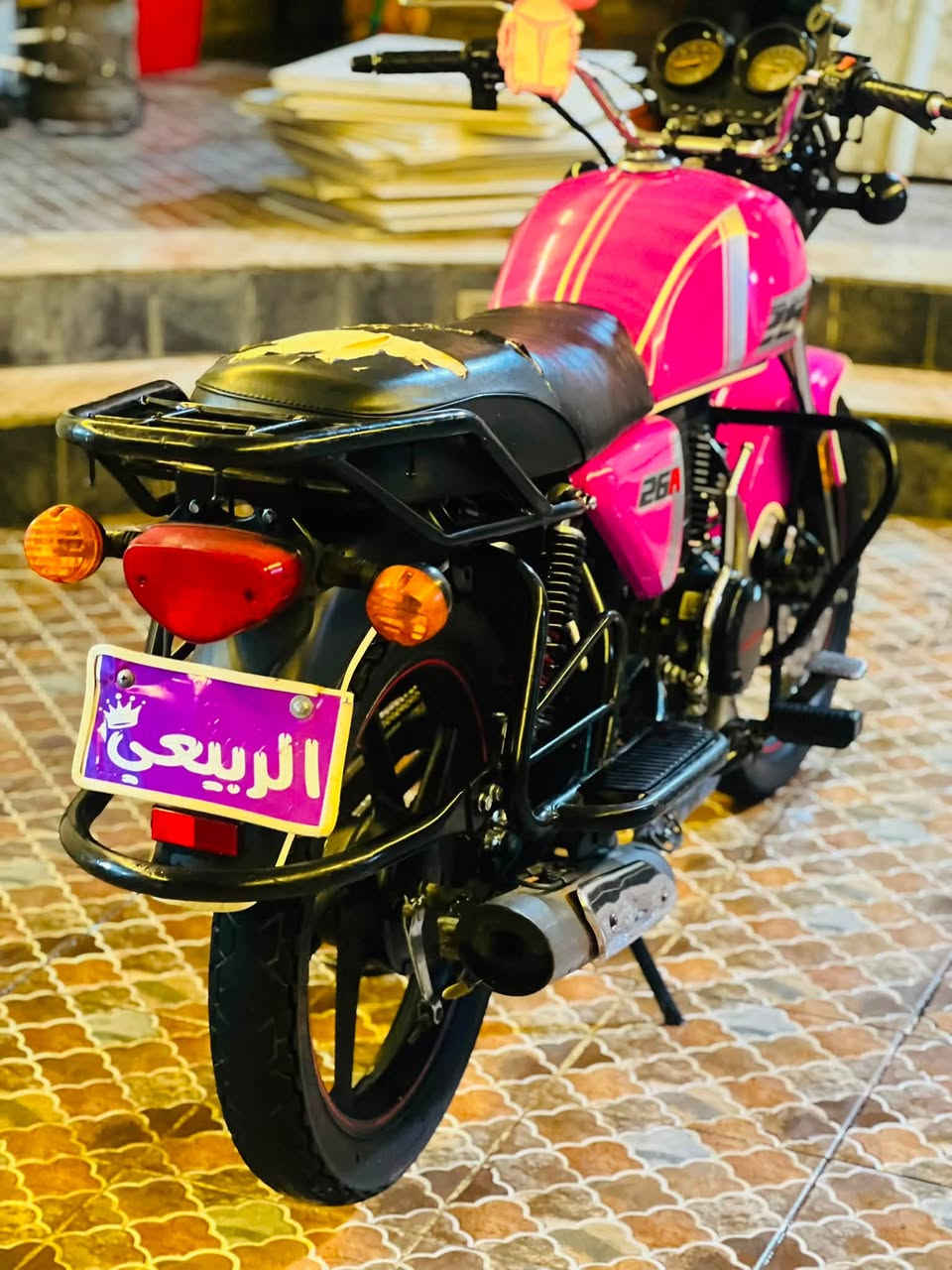 السلام عليكم عندي دراجه دايون نفخ الون بنفسجي موديل 2023الدراجه كل كهربائية شغاله حجم المكينه 200مامفتوح برغي بل المكينه السعر خاص المكان كربلاء طوريج ***********/أوراق اصولي
