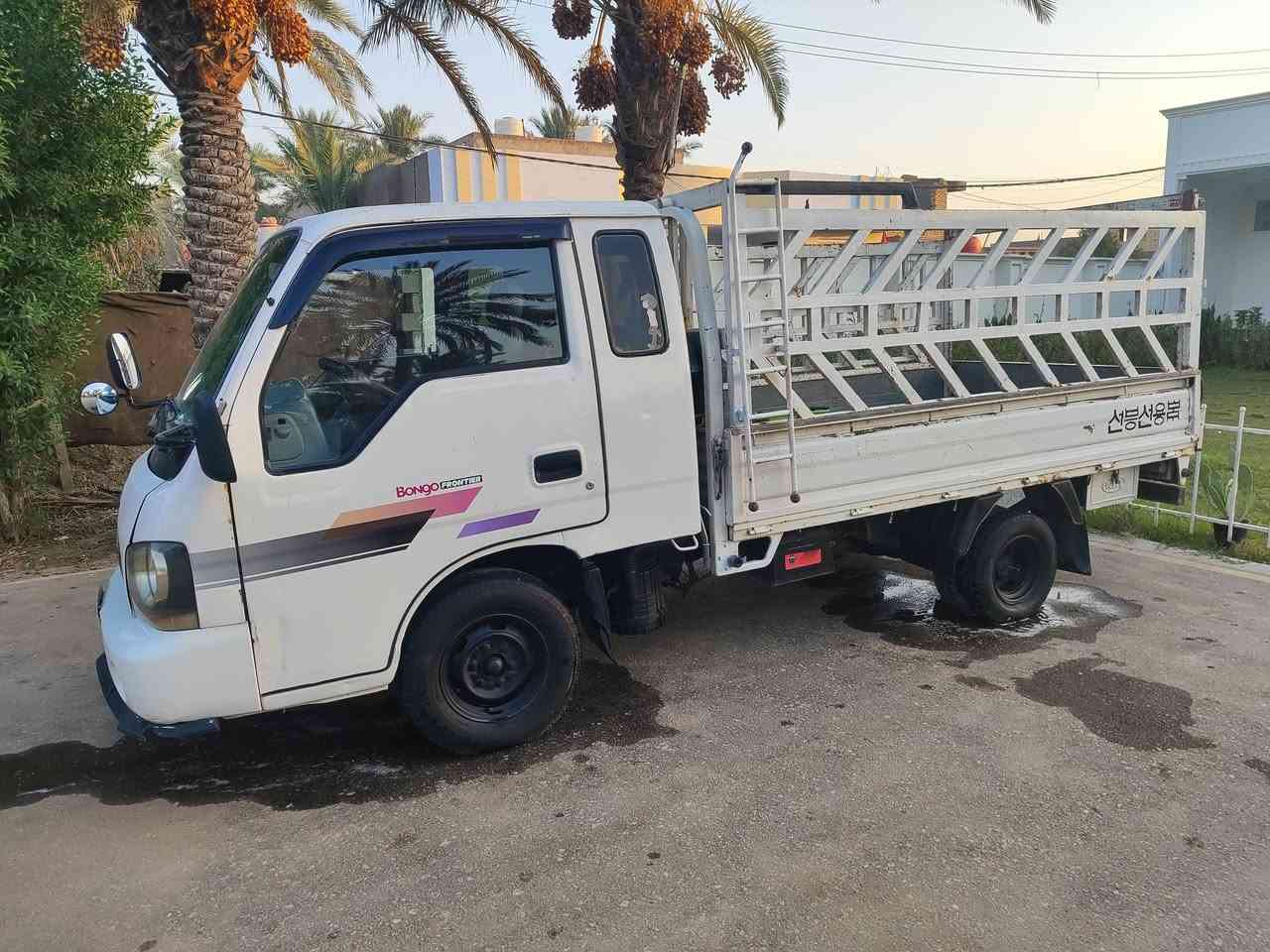 السلام عليكم
كيا للبيع قرده موديل 2001 
ماكينه 3000 
وشاصي مكفول قماره قلاب 
حداديه جاهزه وتخم تاير جاهز 
سياره جاهزه من كل شيء 
من كهربائيات 
السعر 75$ وبيها مجال 
عنوان بابل المحاويل 
  رقم الهاتف📞***********
